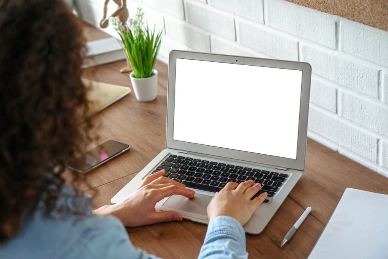 E-administracja jeszcze mało cyfrowa