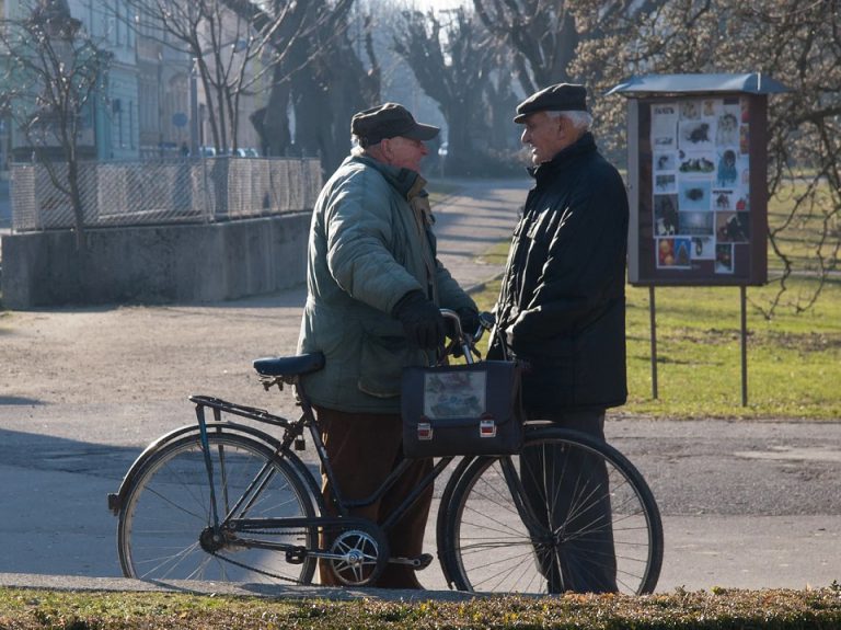 Duży wzrost liczby osób 60+ wyzwaniem dla gospodarki