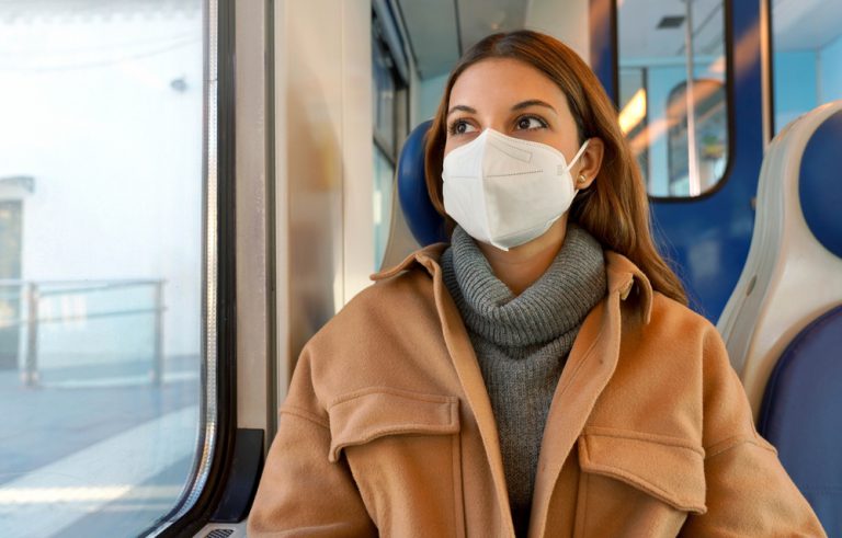 PKP Intercity. Firma wdraża nową strategię rozwoju, teraz pomaga Ukraińcom