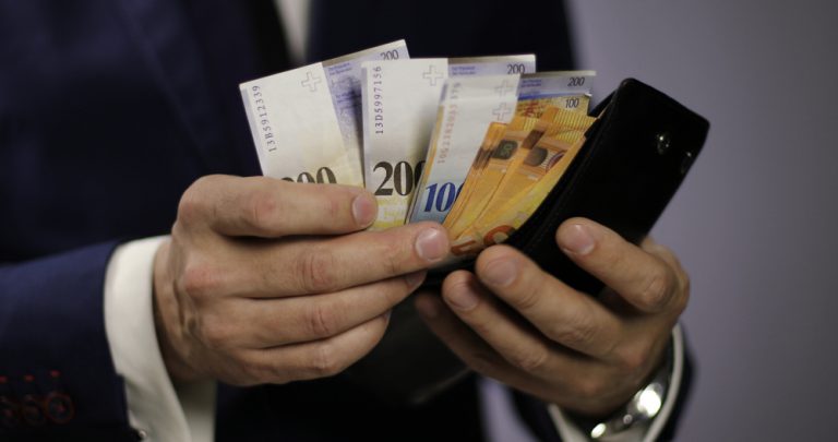 Frankowicze kontra banki. Spada zainteresowanie zawieraniem ugód