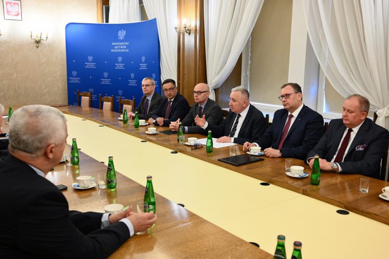 <strong>Kluczowe spółki surowcowe oraz energetyczne będą się wspólnie bronić przed cyberatakami</strong>