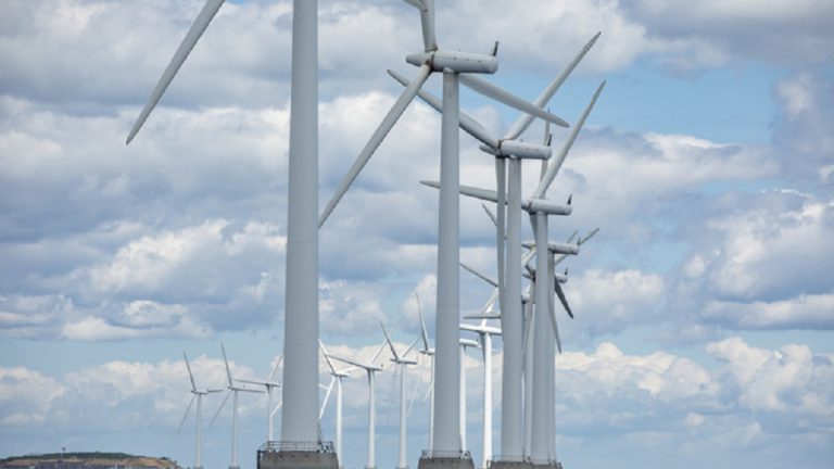 Morska energetyka wiatrowa. Polski nie stać na wstrzymanie inwestycji