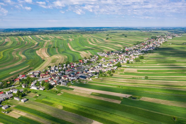 Polskie gminy i powiaty, Najbogatsze, najbiedniejsze…