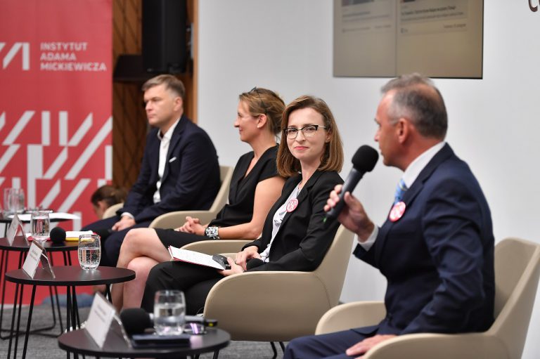 <strong>Kultura skutecznym narzędziem wsparcia walczącej Ukrainy</strong>