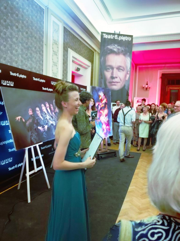 Maja Tomaszewska – wernisaż. Sztuka na 6/6
