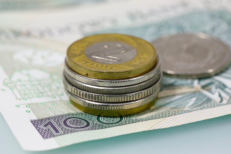GUS. Inflacja nie zwalnia – teraz osiągnęła 17,9 proc.