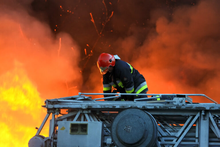 <strong>Fundusze unijne. 44 mln zł na nowoczesny sprzęt dla strażaków</strong>