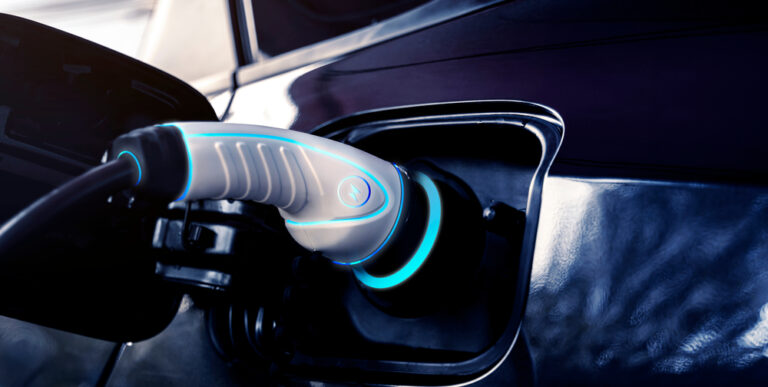 Coraz większa popularność elektryków rodzi wyzwania dla specjalistów