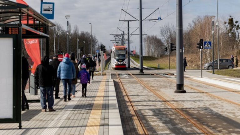 <strong>Trójmiasto zyskało kolejne kilometry linii tramwajowej</strong>