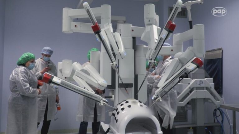 Grupa LUX MED otwiera ultranowoczesne Centrum Chirurgii Robotycznej