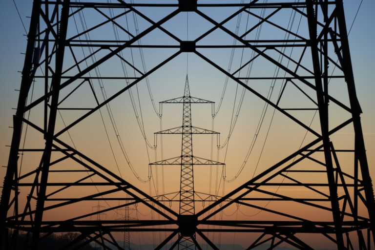 Europejski rynek energii czeka szereg zmian. Dzięki nim będzie bardziej odporny na kryzysy