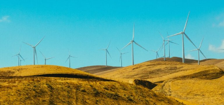 Mieliśmy ujemne ceny energii – co to praktycznie oznacza?