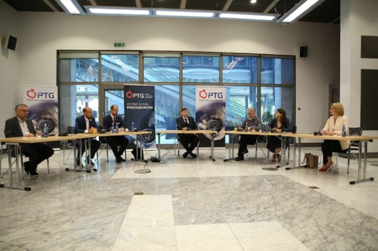 Czy na naszym rynku pracy jest aż tak dobrze, że nie jest już interesujący? 