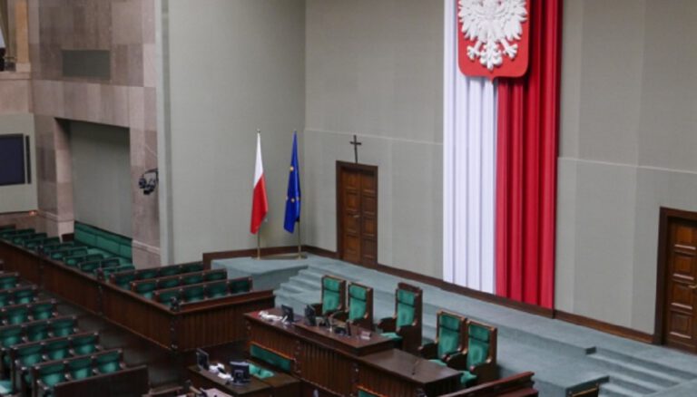 Co partie polityczne obiecują firmom przed wyborami?