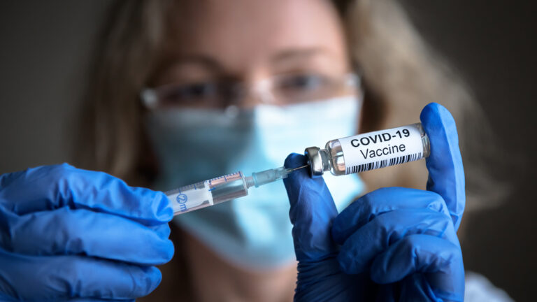 Covid-19. Ocena aktualnej sytuacji oraz prognozy na przyszłość