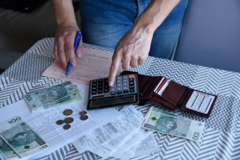 Czy w 2024 podwyższona inflacja obciąży portfele Polaków?