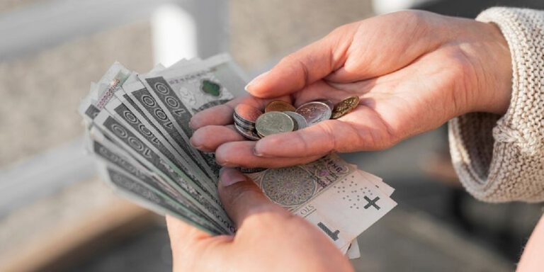 Polacy coraz bardziej zwracają uwagę na bezpieczne inwestycje 
