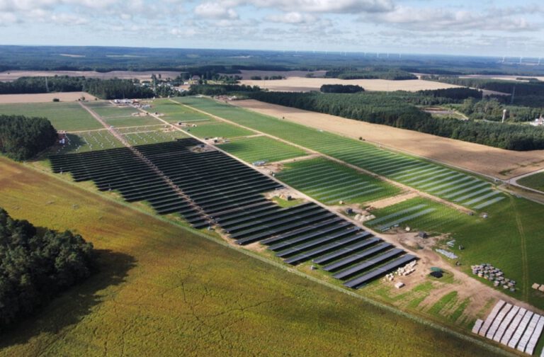 143,7 mln zł z mBanku dla European Energy na budowę farm fotowoltaicznych