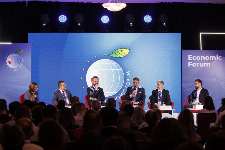 Karpacz. Rekordowa frekwencja podczas XXXIII Forum Ekonomicznego