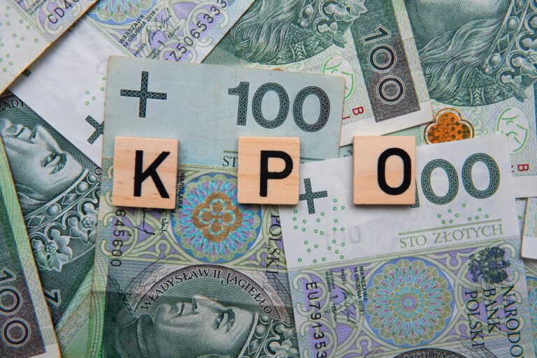 Płatność z KPO. Polska złożyła dwa kolejne wnioski na 40 mld zł