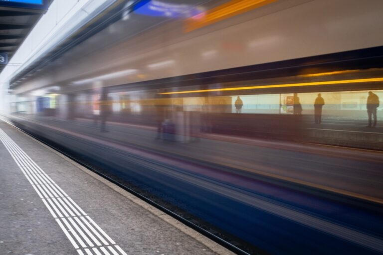 PKP Intercity. Rośnie komfort, jest więcej miejsc w pociągach