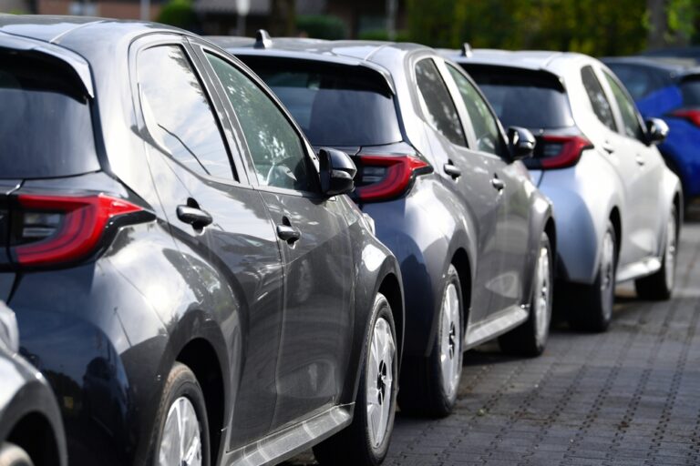 Komisja Europejska chce ratować konkurencyjność sektora motoryzacyjnego